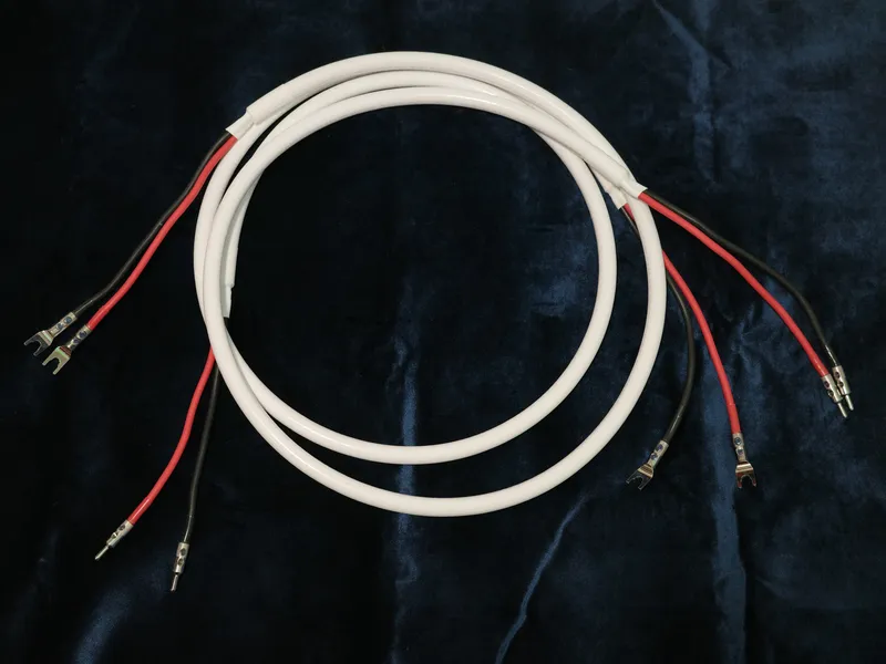 2M Oyaide Tunami Nigo V2 Speaker Cables
